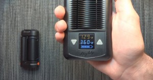 Mighty Vaporizer in Hand